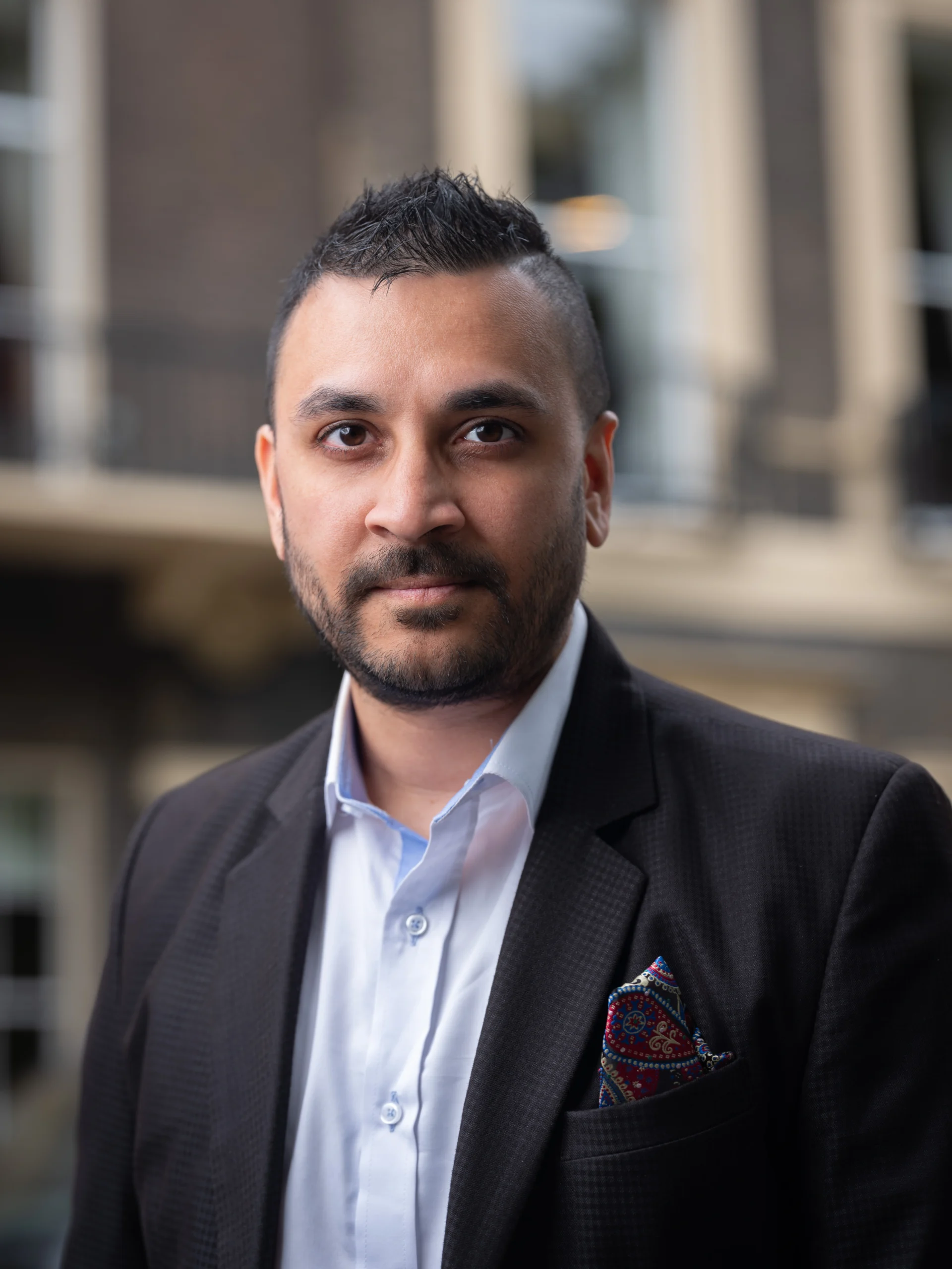 Dr Savan Shah